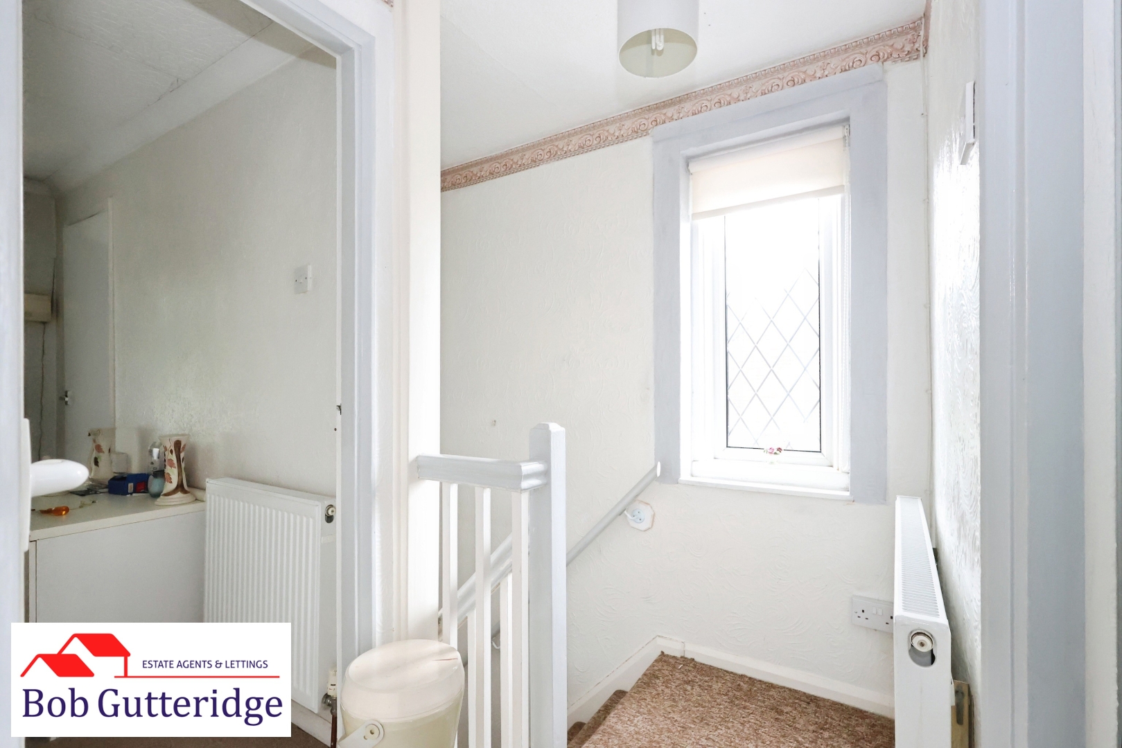 FIRST FLOOR LANDING